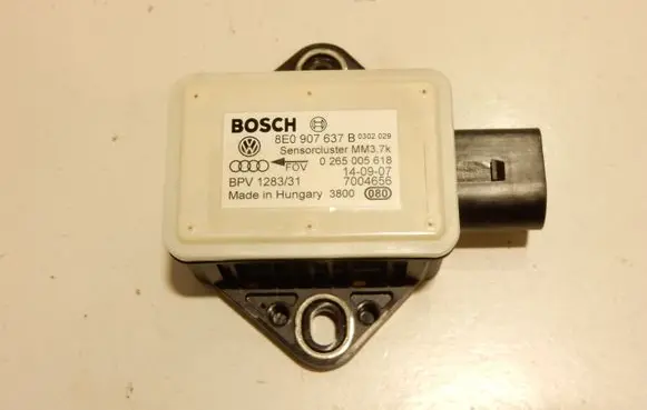 Audi A6 S6 C6 4F ESP acceleration yaw rate sensor 8E0907637B 0265005618 54150