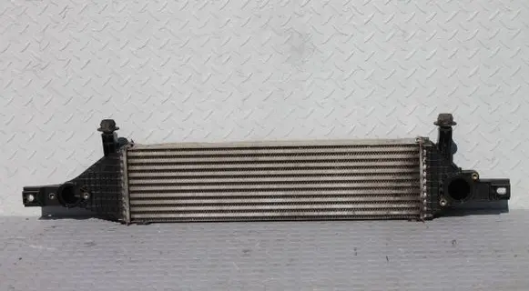 Nissan Qashqai Intercooler radiator BB50A