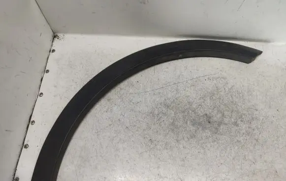 Opel Antara Fender trim (molding)