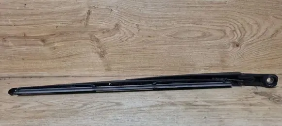 Volvo C30 Rear wiper blade arm