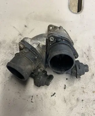 Peugeot 607 Throttle valve 9638246680 963824668