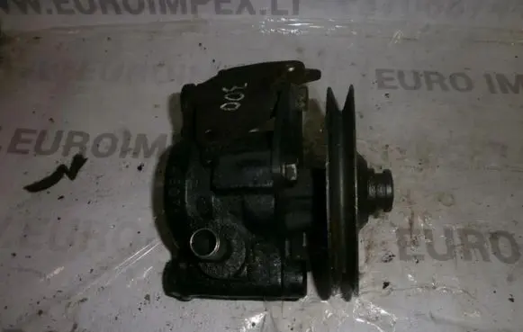 Renault Espace III Power steering pump 7846075