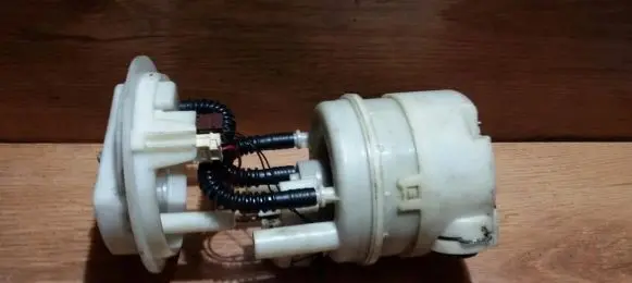 Renault Clio II In-tank fuel pump 8200057324
