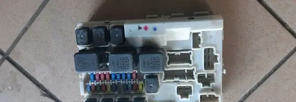 Nissan Murano Z50 Fuse module 284B7CD71A