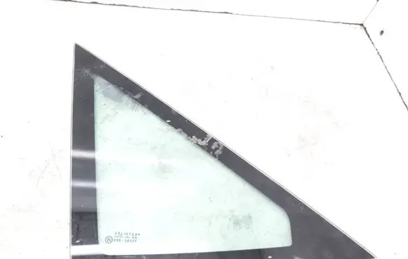 Peugeot 806 Front triangle window/glass DOT24AS2M25 43R00049