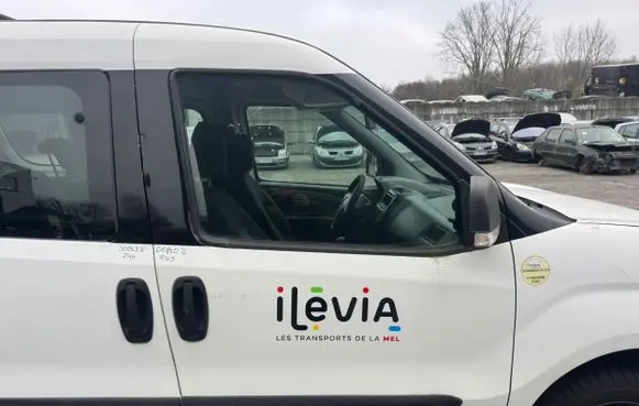 Fiat Doblo Front door
