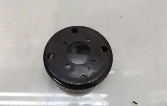 Toyota Corolla E120 E130 Water pump pulley 