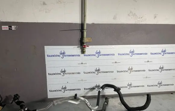 Mercedes-Benz GLC X253 C253 Engine coolant pipe/hose A2055062060