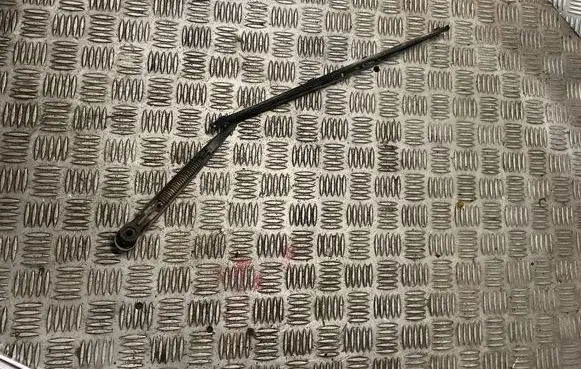 Suzuki Vitara (ET/TA) Rear wiper blade 