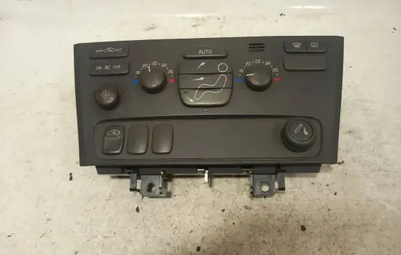 Volvo V70 Climate control unit 9452368