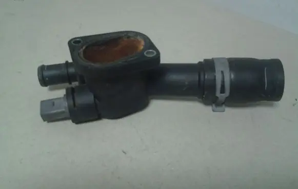 Audi A4 S4 B7 8E 8H Engine coolant pipe/hose 038121132G 03G121101