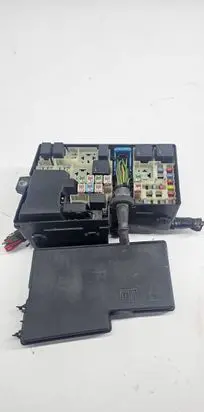 Volvo V50 Fuse box set 8688040 200505 518818000
