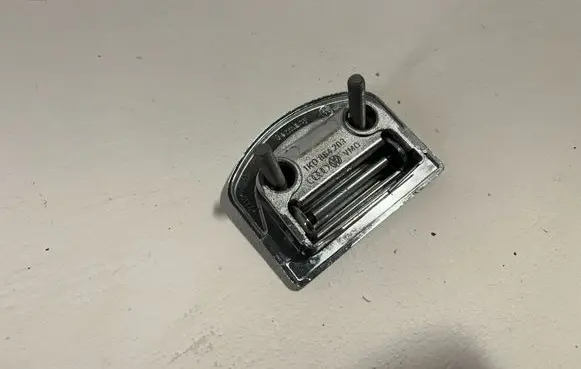 Audi A7 S7 4G Tie down hook / loop 1K0864203