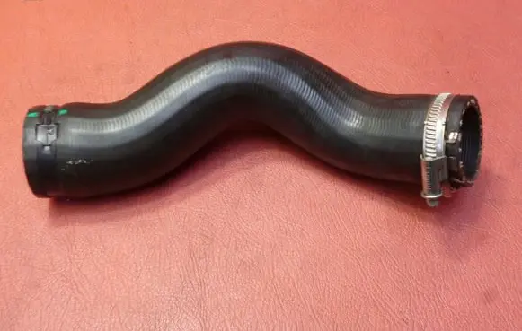 Ford Ecosport Intercooler hose/pipe CN116K863FC