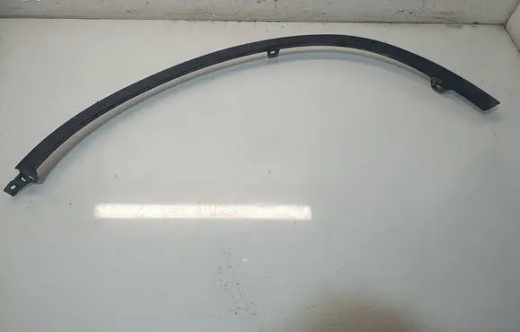 Honda CR-V Front arch trim 