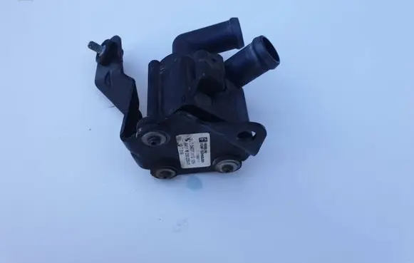 BMW 5 F10 F11 Electric auxiliary coolant/water pump 9230235 17669711 704077110