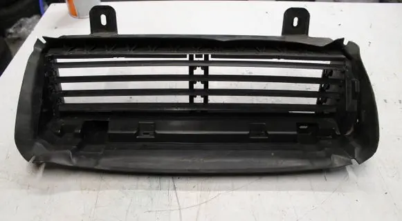 Dacia Duster II Intercooler air guide/duct channel 214F62703R