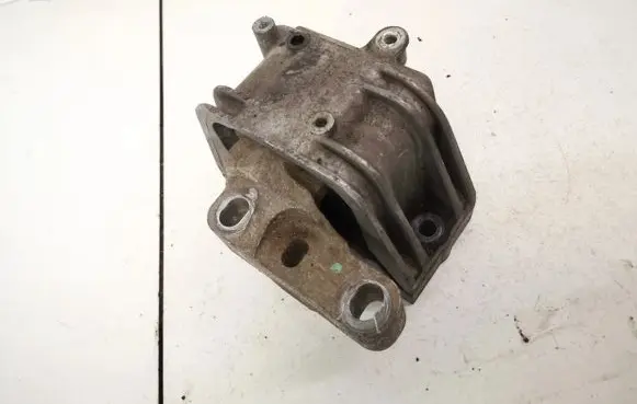 Volkswagen Touran I Engine mount bracket 1k0199262bb