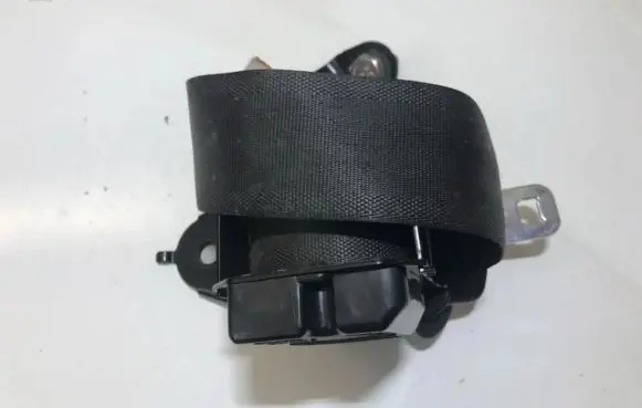 Chevrolet Epica Middle seatbelt (rear) c04101 c0410-1