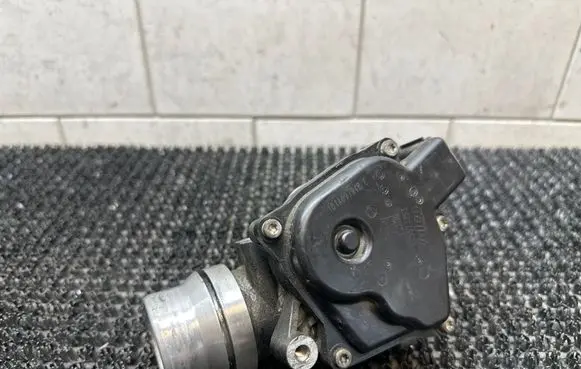 Renault Captur Throttle valve 161A09794R