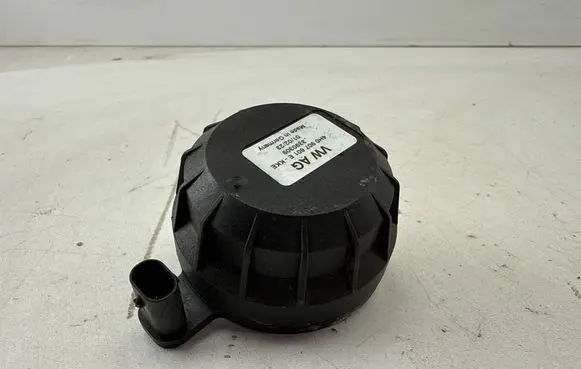 Volkswagen Golf VIII Alarm system siren 4H0907601E