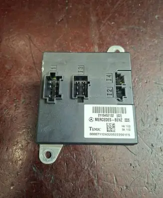 Mercedes-Benz E W211 Comfort/convenience module 2115452132 208711235