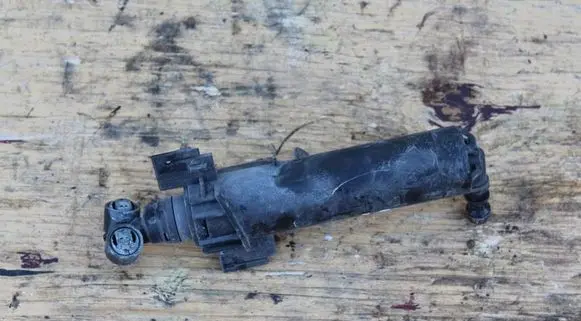 Audi A5 8T 8F Headlight washer spray nozzle 8T0955101B
