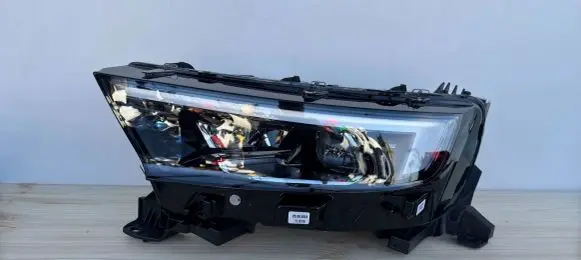 Opel Mokka B Headlight/headlamp 1675887980