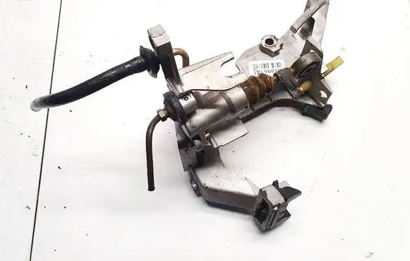Audi A4 S4 B5 8D Clutch master cylinder 8d1721401