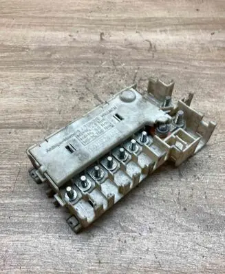 BMW 5 E39 Fuse box set 8370639 8370638