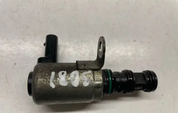 Chrysler Pacifica Turbo solenoid valve 05047901AC 5047901AC
