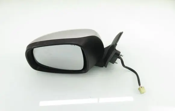 Suzuki SX4 Front door electric wing mirror 8470279J70