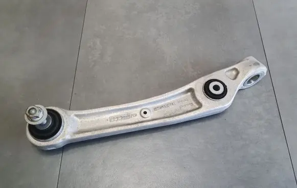 Audi Q8 Front control arm 4M0407156E