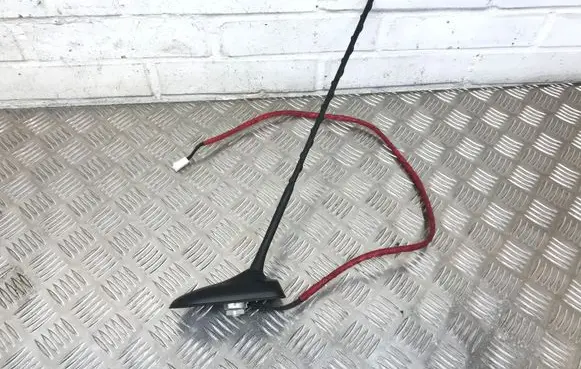 Toyota Yaris Aerial GPS antenna V303075C