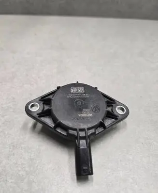 Volkswagen Polo VI Camshaft vanos timing valve 04E906423A