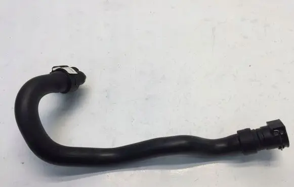 Opel Grandland X Engine coolant pipe/hose 9673473780