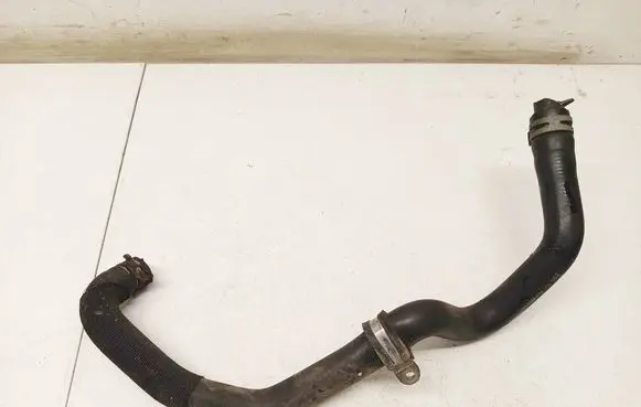 Mercedes-Benz E W211 Engine coolant pipe/hose A2118302596