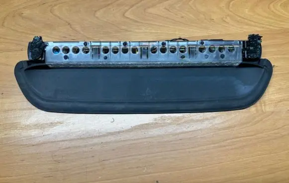 BMW 7 E65 E66 Third/center stoplight 6927017 229901 010241