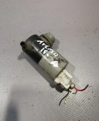 Toyota Avensis T270 Windscreen/windshield washer pump 30892