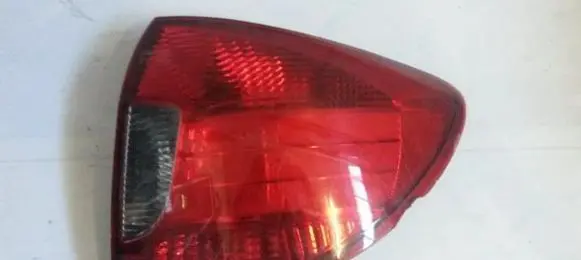 KIA Rio Rear/tail lights 12v27wy