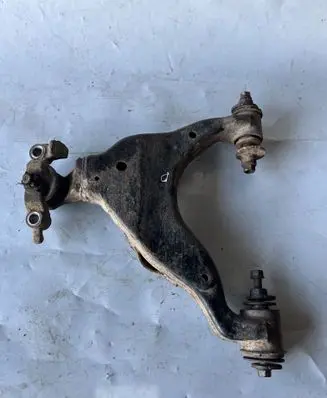 Front lower control arm/wishbone