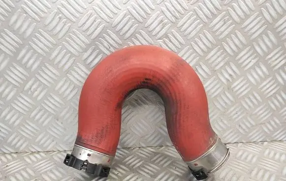 Intercooler hose/pipe