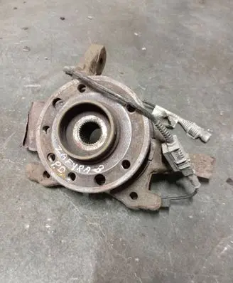 Opel Zafira B Front wheel hub