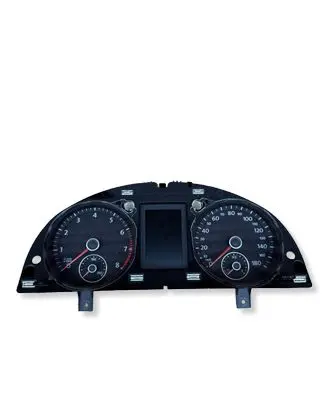 Volkswagen PASSAT CC Speedometer (instrument cluster) 3C8920970J 006332