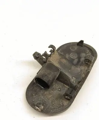 Windshield washer spray nozzle