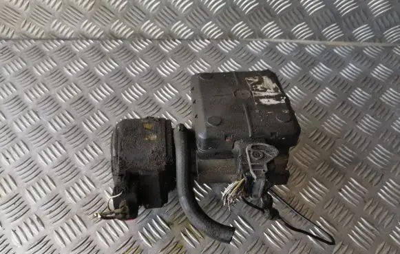 Citroen C5 Air suspension compressor 