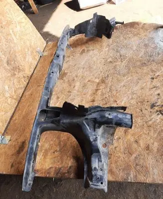 Volkswagen Transporter - Caravelle T5 Radiator support slam panel
