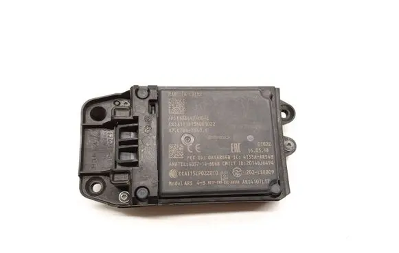 Tesla Model S Distronic sensor radar 1108647-00-C