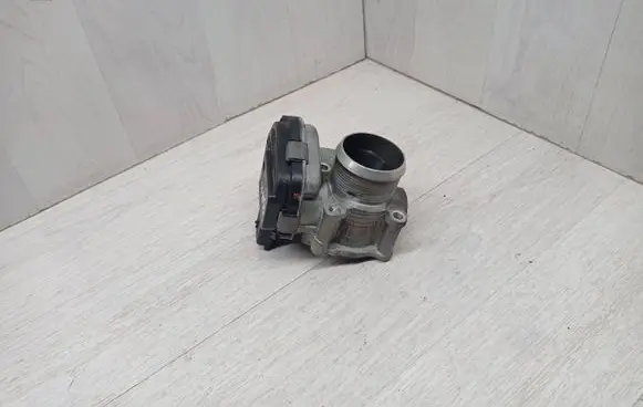 Peugeot 308 Throttle valve 9673534480 28275019 090603