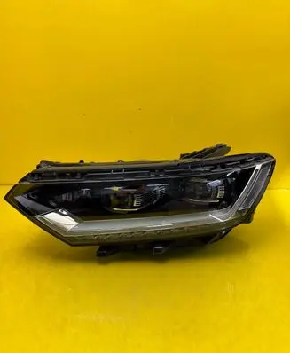 Volkswagen PASSAT B8 Headlight/headlamp 3G1941081F